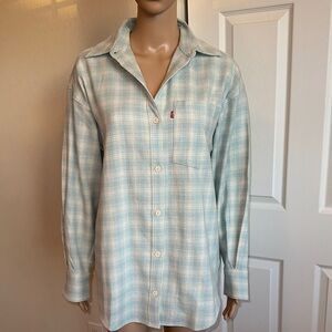 100% Cotton Levi's Casual Blue Checkered Women’s Shirt. Size XS.